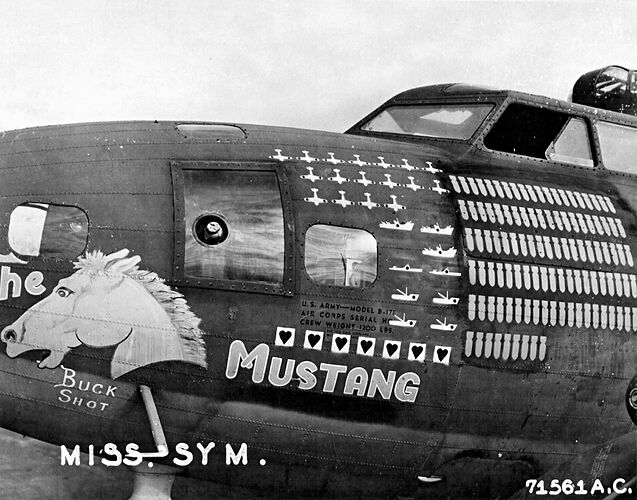 b-17 mustang